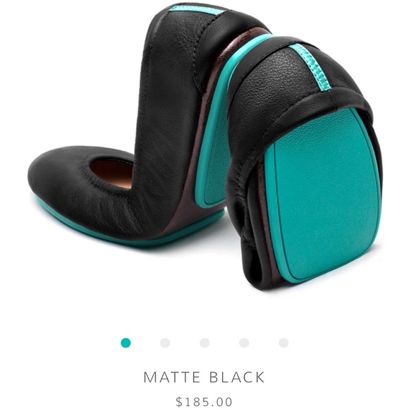 Tieks Shoes - Matte Black Tieks - SIZE 8 - EXCELLENT USED CONDITION